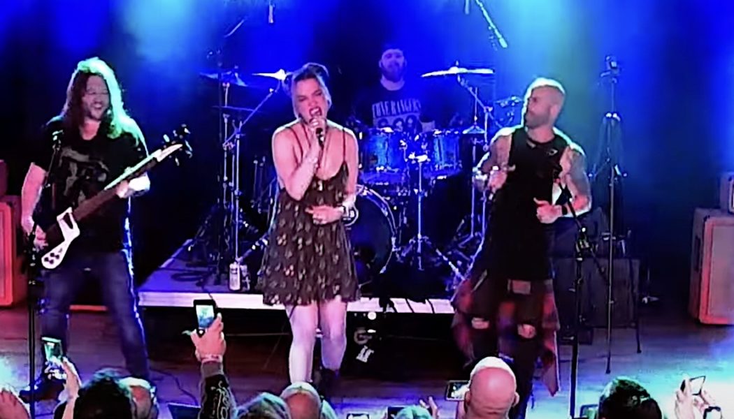 Lzzy Hale and Chris Daughtry Perform “Man in the Box” with Alice in Chains Tribute Band: Watch