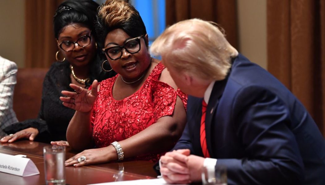 MAGA Buffoons Diamond & Silk’s Lynette Hardaway Dead After COVID Hospitalization, Twitter States The Obvious