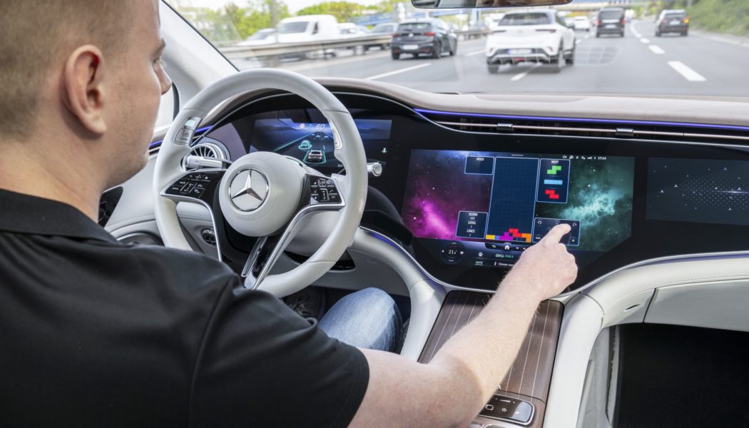 Mercedes-Benz is the first to bring Level 3 automated driving to the US