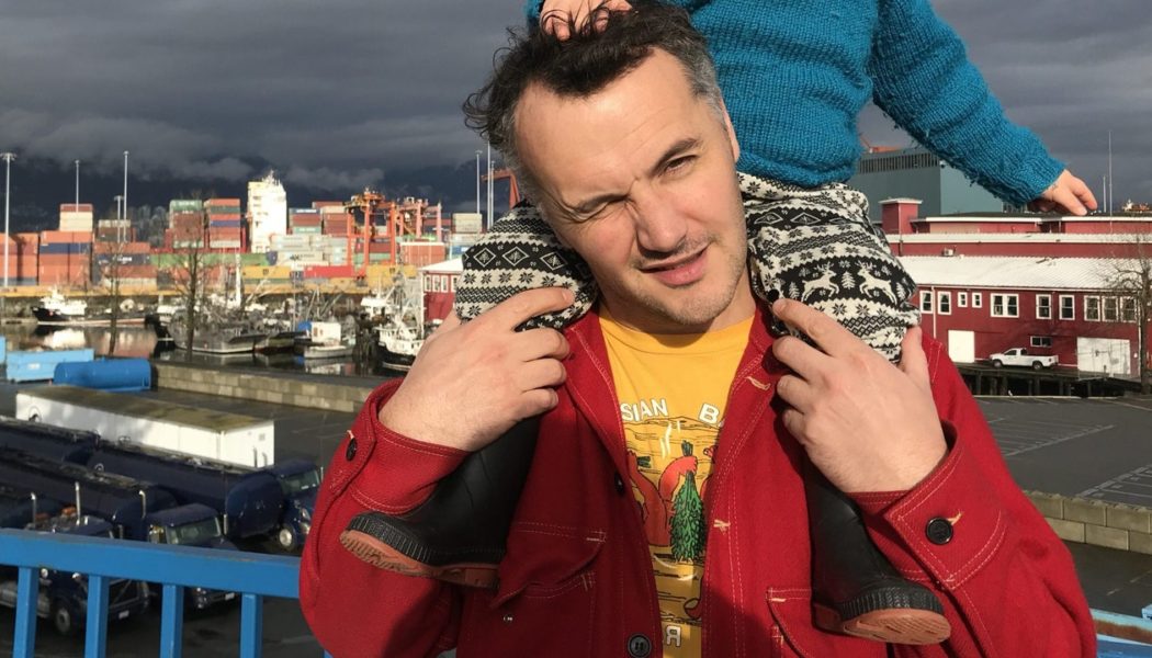 Mount Eerie Shares New Song “Huge Fire”: Listen