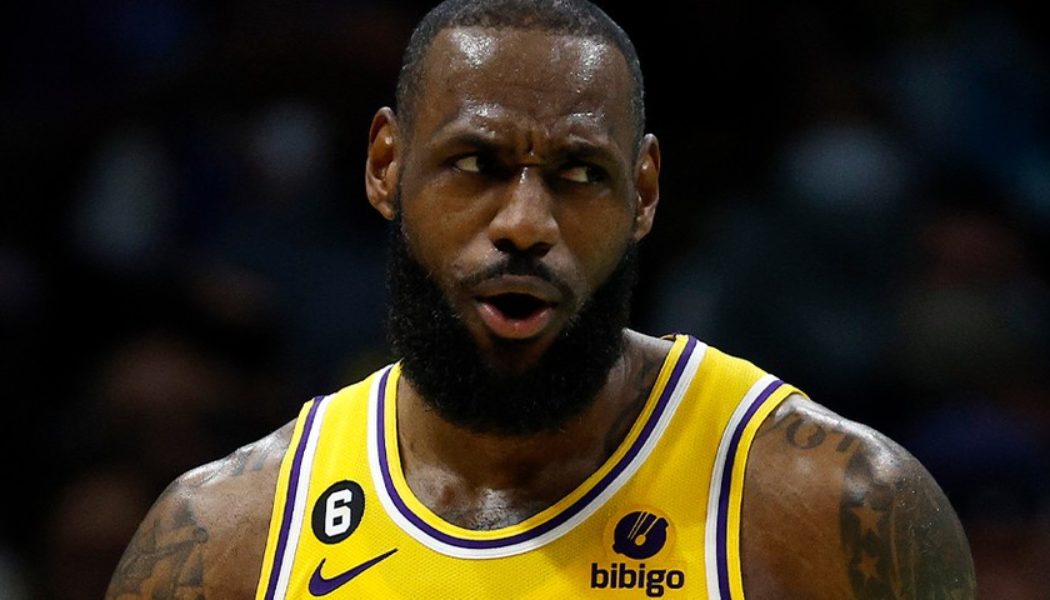 NBA Exec Reportedly Says LeBron James Could Be Traded to the Golden State Warriors