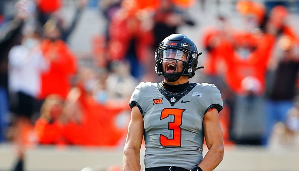 OK State QB Spencer Sanders Transfers to Lane Kiffin’s Ole Miss – Quarterback Battle with Jaxson Dart and Walker Howard Ahead