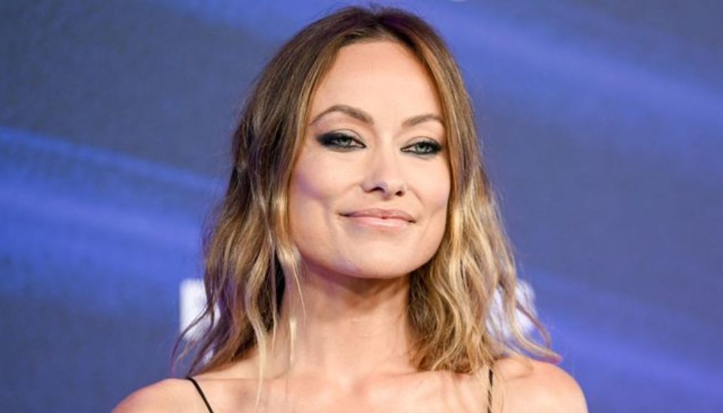 Olivia Wilde Went Shopping in Paris in the Perfect Winter Denim Outfit