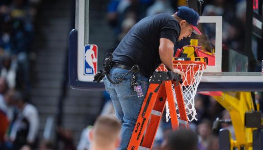 Rob Williams’ Dunk Blamed For Long Delay In Celtics/Nuggets Game