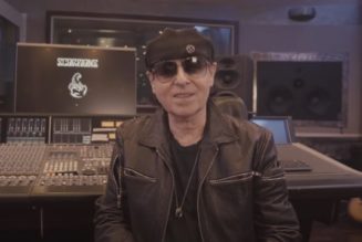 SCORPIONS Singer KLAUS MEINE: 'It's Frustrating To See Mankind Is Doing The Same Mistakes Again And Again'