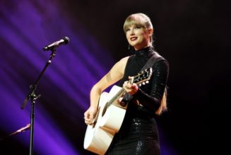 Taylor Swift Set to Take U.K. Chart Crown With ‘Midnights’