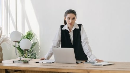 By allowing us to switch between the two positions throughout the day, standing desks can promote healthy brain function.(Pexels)