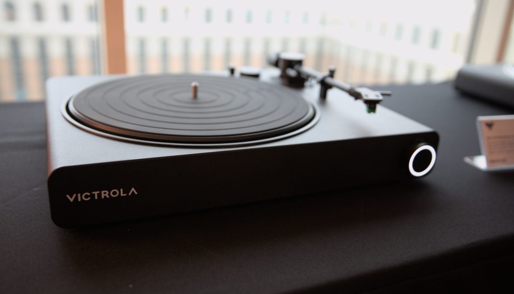 Victrola announces the Victrola Stream Onyx, a cheaper version of its Stream Carbon turntable