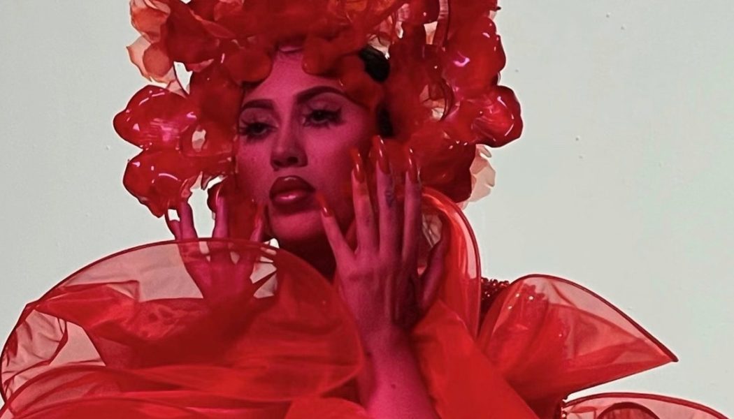 Watch Kali Uchis’ Video for New Song “I Wish You Roses”