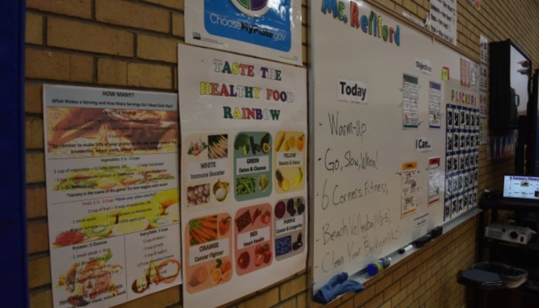 An apple a day: Jackson Elementary students, staff learn about healthy eating and living - Greeley Tribune