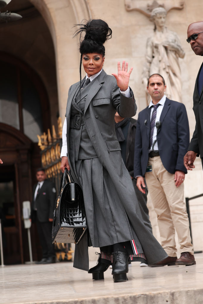 Thom Browne : Outside Arrivals - Paris Fashion Week - Womenswear Spring/Summer 2023