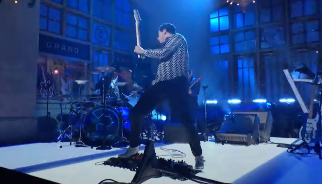 Jack White Joins SNL’s Five-Timers Club with Thunderous Rock Show: Watch