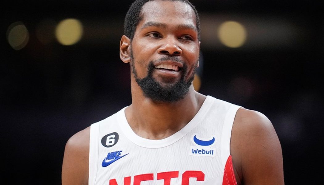 Kevin Durant Traded to Phoenix Suns in Blockbuster Move