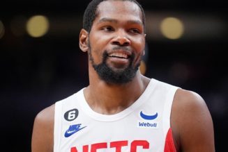 Kevin Durant Traded to Phoenix Suns in Blockbuster Move