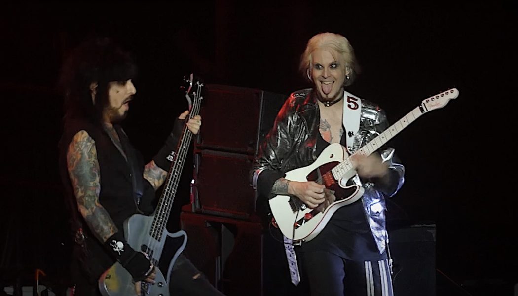 Mötley Crüe Play First Show with New Guitarist John 5: Setlist + Video