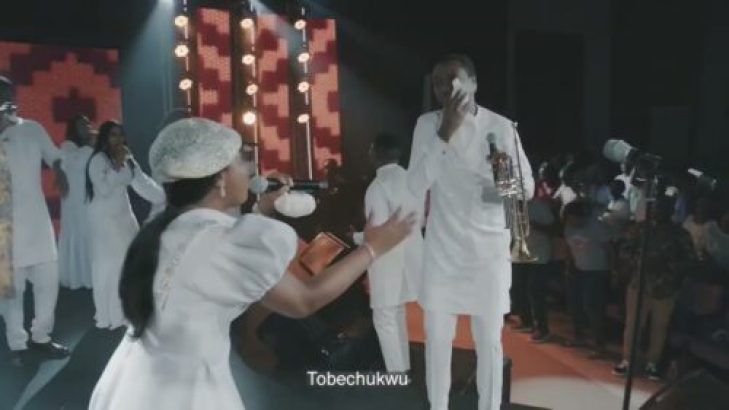 Nathaniel Bassey &#8211; Tobechukwu (Praise God) ft Mercy Chinwo