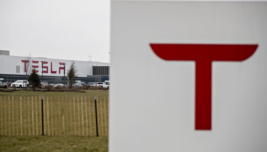 Tesla denies union-busting claims in Buffalo