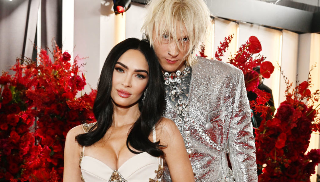 The Internets Believe Megan Fox And Machine Gun Kelly Are No Longer Dating