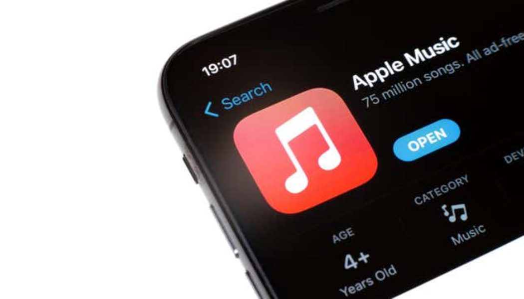 Apple Music Users Complain About Seeing Other Users' Playlists - Gizmodo