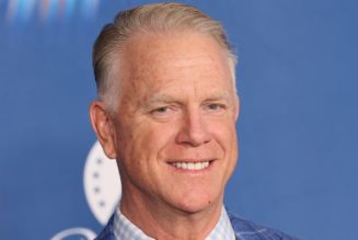 Boomer Esiason walks out of radio show after co-host rips caller who mocked his mental health - Fox News