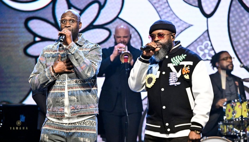 De La Soul Perform “Stakes Is High” with The Roots in Honor of Trugoy the Dove on Fallon: Watch