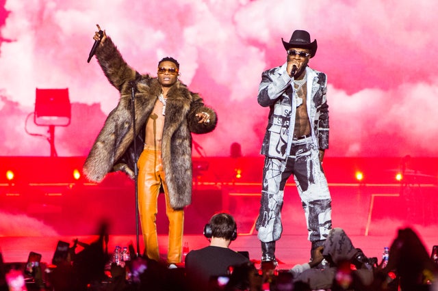 

<p>Wizkid performs with Burna Boy at the O2 Arena</p>
<p>” height=”2961″ width=”4448″ srcset=”https://www.wazupnaija.com/wp-content/uploads/2023/03/how-african-music-from-burna-boy-to-tems-has-conquered-the-evening-standard-2.jpg 320w, https://www.wazupnaija.com/wp-content/uploads/2023/03/how-african-music-from-burna-boy-to-tems-has-conquered-the-evening-standard.jpg 640w” layout=”responsive” class=”i-amphtml-layout-responsive i-amphtml-layout-size-defined” i-amphtml-layout=”responsive”><i-amphtml-sizer slot=