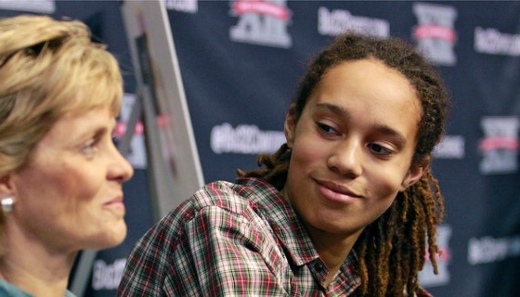 LSU's Kim Mulkey has not contacted Brittney Griner since Griner's release from Russian prison - Fox News