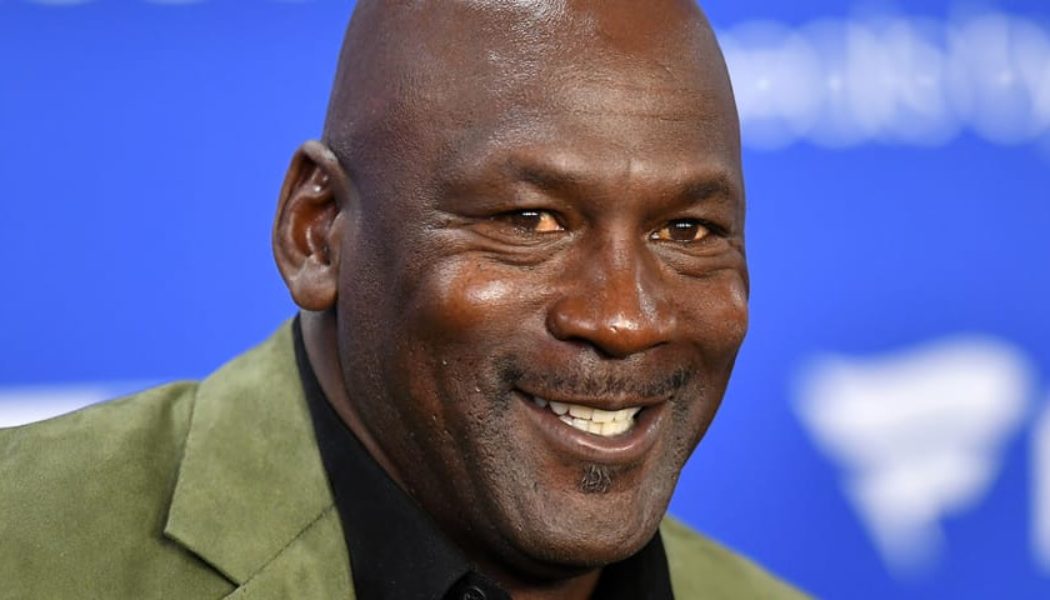 Michael Jordan Is Reportedly In Talks to Sell Majority Stake in Charlotte Hornets