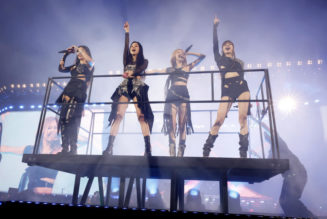 BLACKPINK in your desert area: K-pop superstars make Coachella 2023 herstory on girl-powered Saturday - Yahoo Entertainment