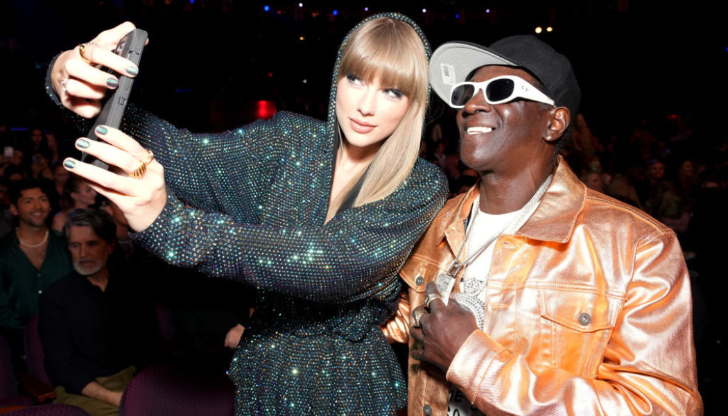 Flavor Flav Joined Students At Harvard For An Emily Dickinson Table Reading