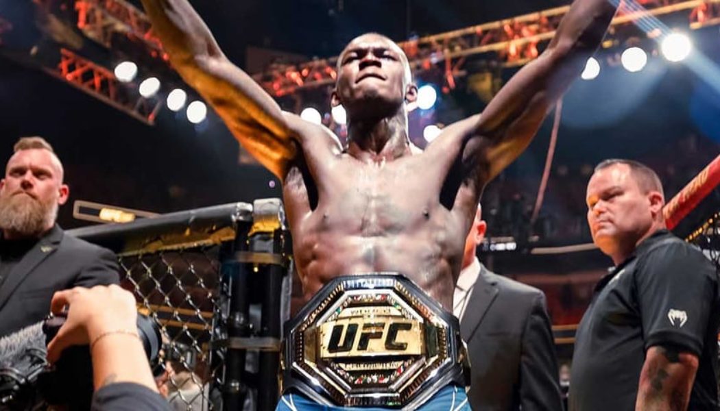 Israel Adesanya Knocks Out Alex Pereira at UFC 287