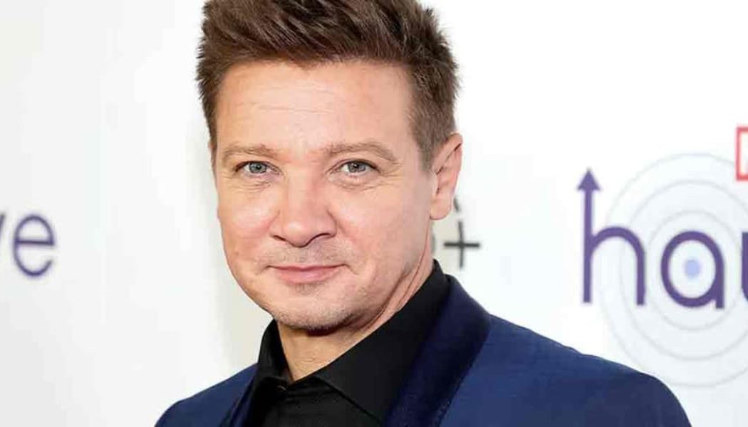 Jeremy Renner Details Horrifying Injuries in First Interview Post-Snowplow Accident