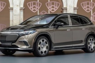 Mercedes-Benz Debuts Maybach EQS SUV