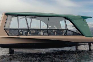 BMW and TYDE Reveal THE ICON, the World's First Battery-Powered Marine Craft