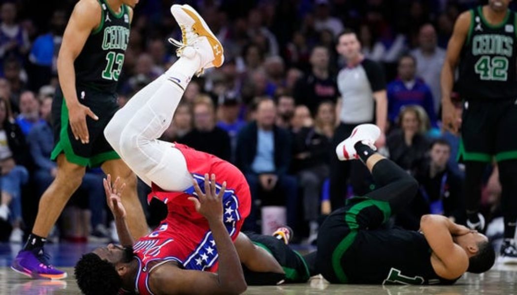 Celtics' Grant Williams bloodied as head accidentally stepped on by Joel Embiid: 'I really got curb stomped' - Fox News