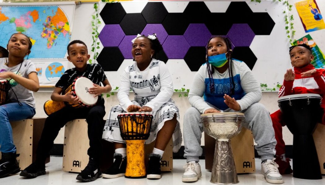 Florissant music teacher raises money for class djembe drums - St. Louis Public Radio