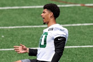 Jets' Allen Lazard humorously reveals why he had to briefly leave practice