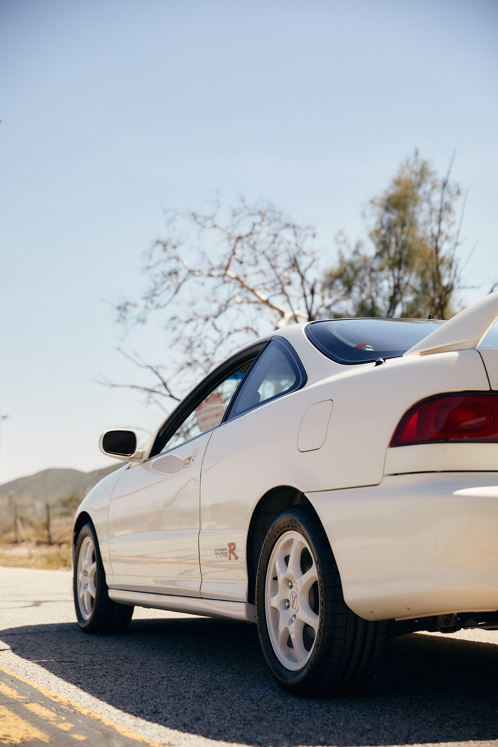 Joshua Vides and His 2001 Acura Integra Type R DRIVERS hypeart JDM Championship White