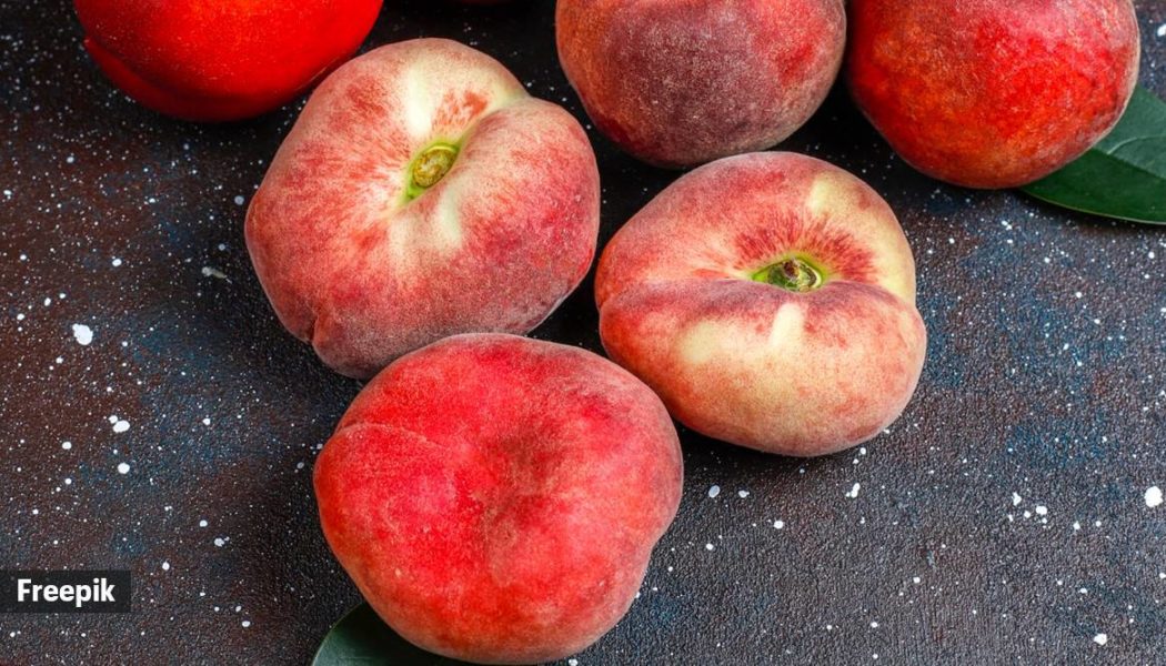 Nutrition alert: One peach (150 grams) contains…