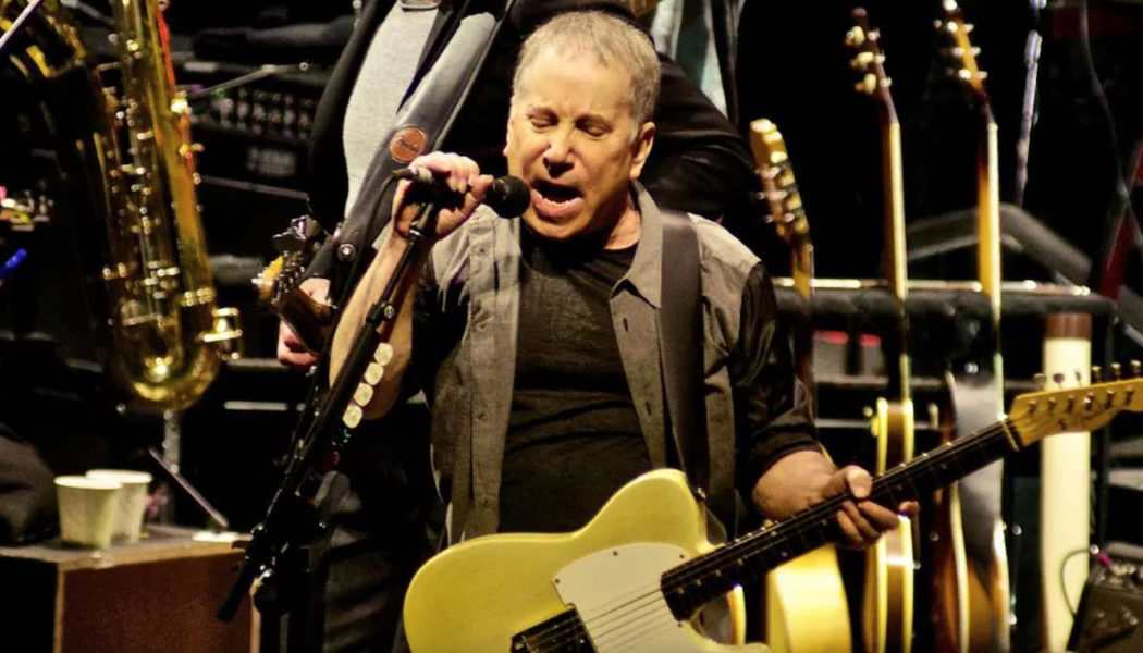 Paul Simon reveals he's lost almost all his hearing in one ear