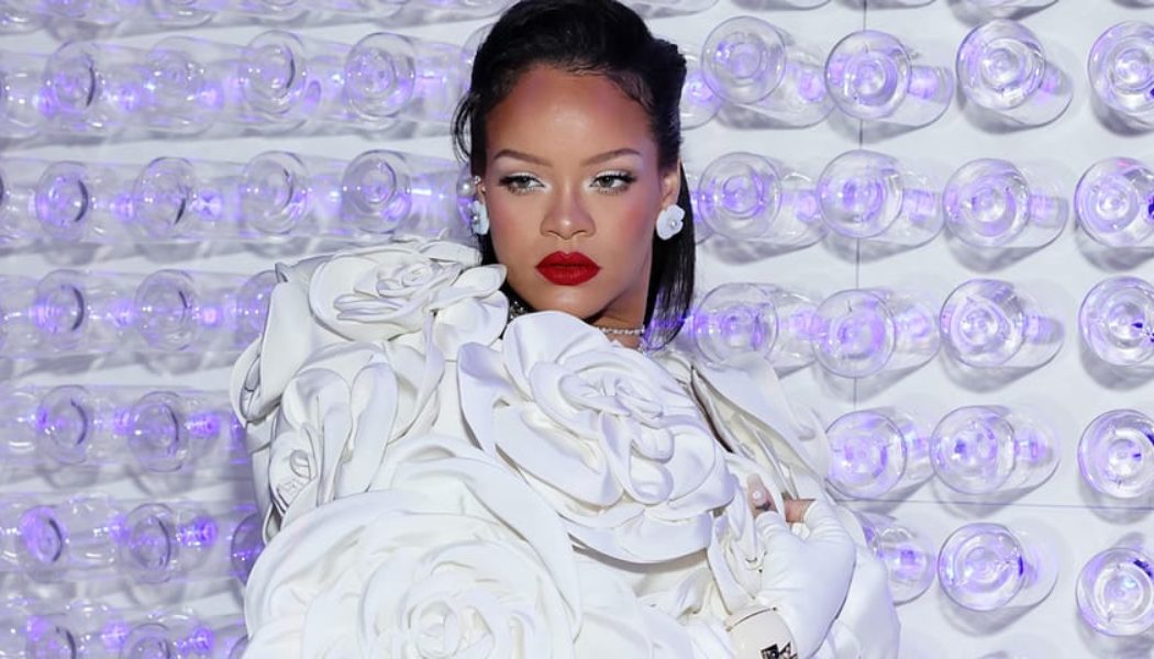 Rihanna Overtakes Eminem as Artist With Second-Most Certified RIAA Singles