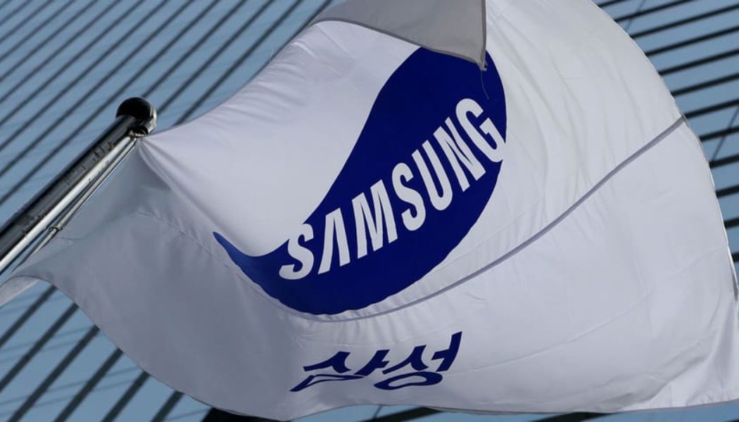 Samsung Issues Company-Wide Ban on ChatGPT and Google Bard