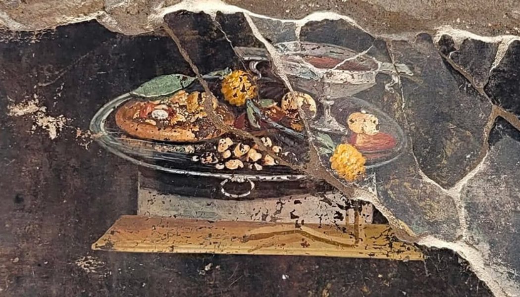 Archaeologists Uncover 'Ancient Pizza' Depiction in Roman Fresco