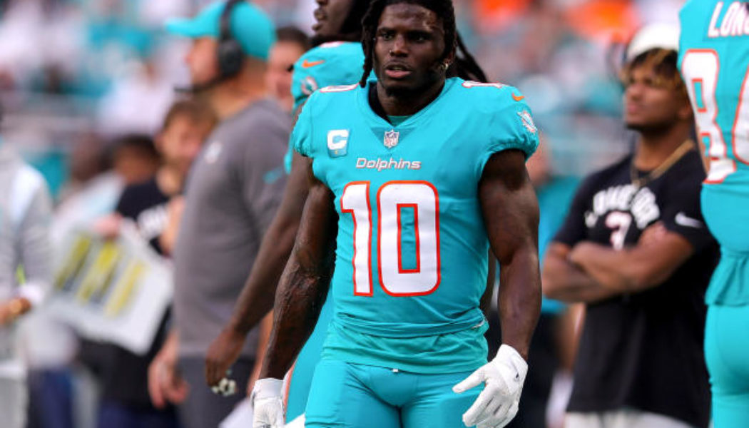 Dolphins WR Tyreek Hill under investigation for alleged assault at Miami marina, per reports