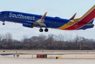 Here are the airlines adding flights to Mitchell International Airport as travel season heats up