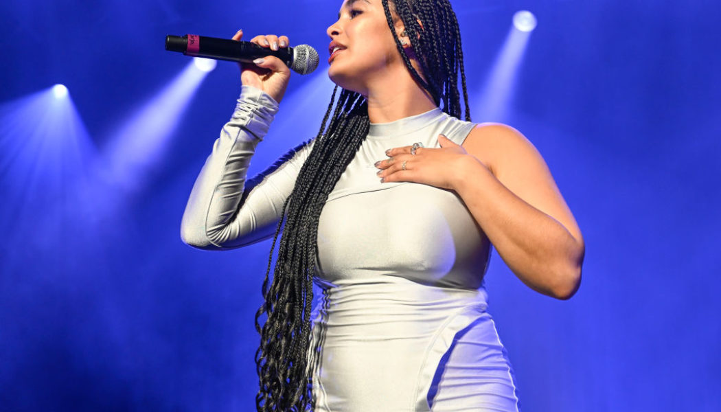 Jorja Smith Body Shamed On Twitter Despite Looking Fantastic