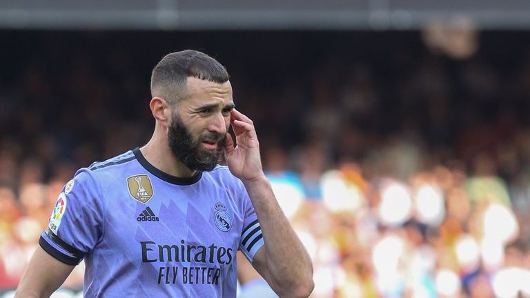 Real Madrid&#39;s Karim Benzema reacts during a Spanish La Liga soccer match between Valencia and Real Madrid, at the Mestalla stadium in Valencia, Spain, Sunday, May 21, 2023. (AP Photo/Alberto Saiz)