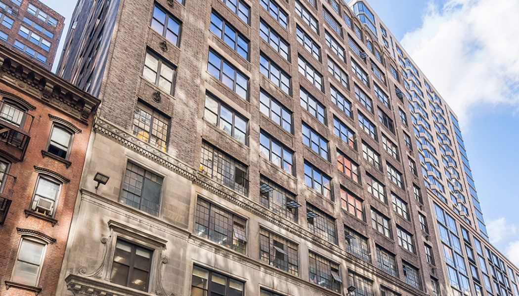 Luxury Fashion Design House AMSALE Signs New Lease for 12,500 SF at 318 West 39th Street | Real Estate Weekly