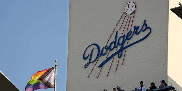 Dodgers logo