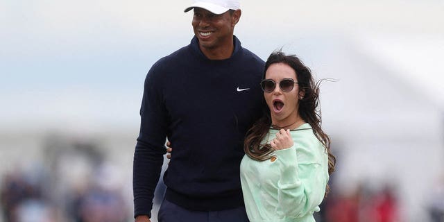 Tiger Woods and Erica Herman at St. Andrews